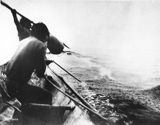 Historic Makah whale hunting